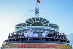 Du thuyền Dragon Legend