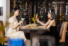 Paradise Suites Tuần Châu
