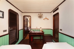 Du Thuyền Emeraude Hạ Long