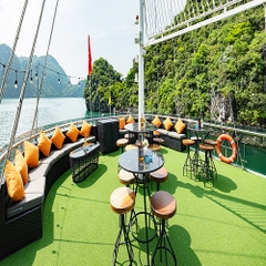 Du thuyền Maia cruise (99 khách)