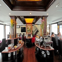 Du thuyền La Pinta Cruise