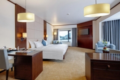 Combo Wyndham Hạ Long (5*) 2N1Đ + Du thuyền Ambassador (6*)
