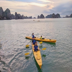 Du Thuyền 5 sao Emperor Cruise Hạ Long
