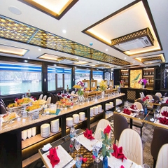 Du thuyền Vera Cruise ( Tàu ngày)