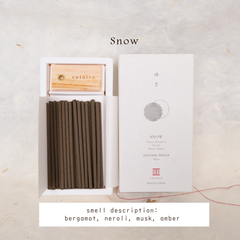 Nhang thơm tinh dầu cao cấp Cotoiro - hộp sang trọng, kèm chân đế incense