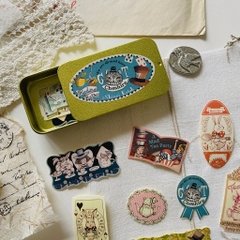 Các mẫu flake sticker hộp thiếc Alice in Wonderland by Shinzi Katoh