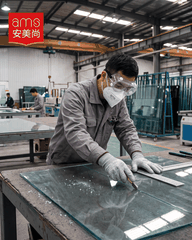 Muốn kiếm tiền nhanh thì làm nghề vất vả nguy hiểm, muốn kiếm tiền lâu dài thì cần bảo vệ cơ thể an toàn