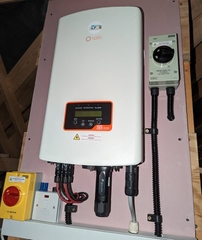 Lắp đặt điện mặt trời hòa lưới và sạc ô tô điện 1p8kwp