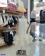 Đầm tiệc kem thêu hoa bướm