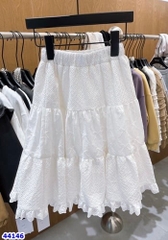 Chân váy trắng viền ren nơ - size 160