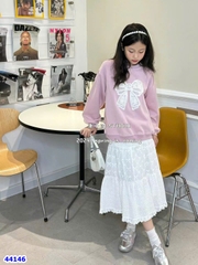 Chân váy trắng viền ren nơ - size 160