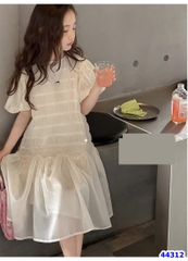 Đầm SaraMiu kem