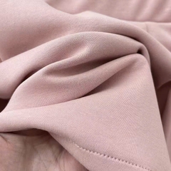 Chân váy hồng xếp ly