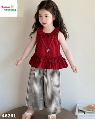 Set áo đỏ, quần sọc xám