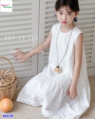 Đầm Sofia trắng thêu hoa