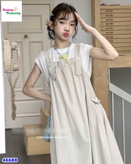 Set đầm yếm xám, áo trắng