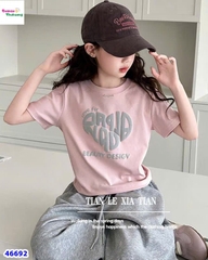 Áo thun hồng trái tim