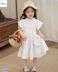 Đầm Luca trắng sát nách hoa