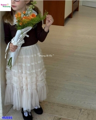Chân váy ren viền ren kem