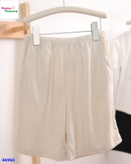 Quần short Uni kem