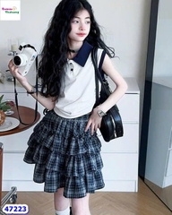 Set ChoHee polo trắng, chân váy caro xanh