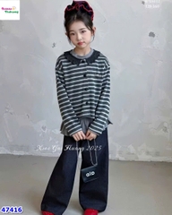 Set 3 món: Cadigan sọc xám, quần xanh