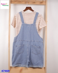 Set yếm quần jean, áo sọc chó