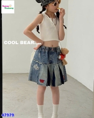 Chân váy jean CB chữ đỏ