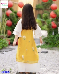 Áo dài June vàng thêu hoa