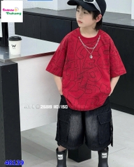 Set áo đỏ chữ cái, quần jean đen