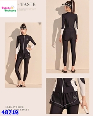 Đồ bơi Yuke đen viền trắng