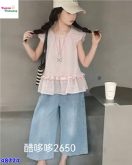 Set áo hồng dập hoa, quần jean đính đá