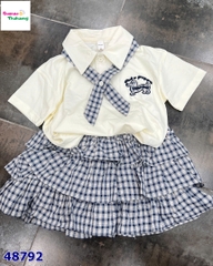 Set áo polo trắng cún, váy caro xanh
