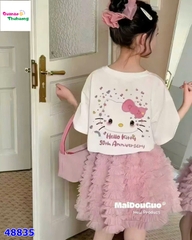 Áo trắng in Kitty 50th