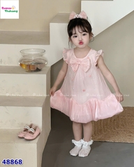 Đầm cam đính nơ trái tim