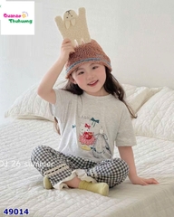 Bộ dài xám Kitty, quần caro đen