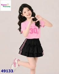 Set váy Nexxi đen, áo hồng 30s