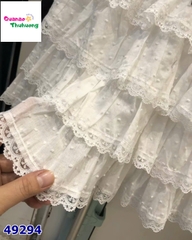 Chân váy tầng trắng xòe