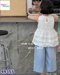 Set áo kem viền tầng, quần jean viền trắng
