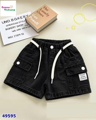 Quần short jean đen túi hộp chữ UG1250