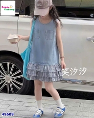 Đầm jean xanh nhạt sọc caro