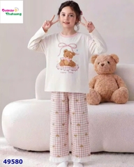Bộ dài Qke kem viền cổ hồng gấu