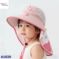 Nón đi biển hồng chữ R