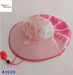 Nón đi biển hồng chữ R