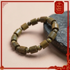 Vòng Tay Gỗ Đàn Hương Đế Vương