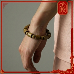 Vòng Tay Gỗ Đàn Hương Đế Vương Đỏ 12mm