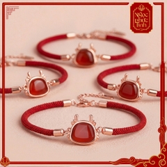 Vòng Tay Chỉ Đỏ Linh Vật Cát Tường