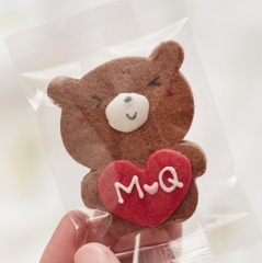 Bánh gấu ôm tim viết chữ