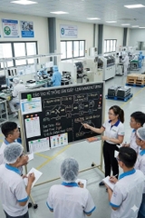 Bảng Từ Đen Chân Đẩy Di Động Vadoto EcoTech