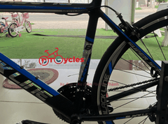 Xe đạp đua BlackLine Bánh 700c Khung nhôm màu Đen-Xanh dương